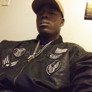 Meet your Posher, Deon